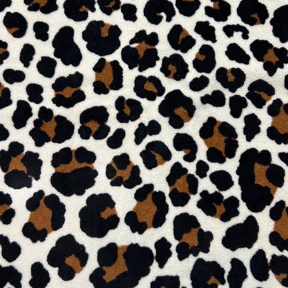 Loft - ‘Animal Print Leopard’ Beach Towel. 36” x 68”. NWT. Firm! - Picture 1 of 4